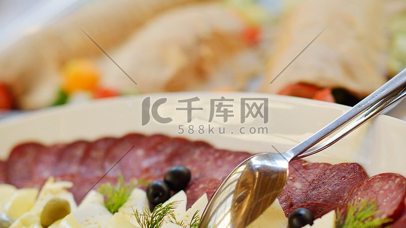 小厂找代工，别让起订量卡住你的第一桶金